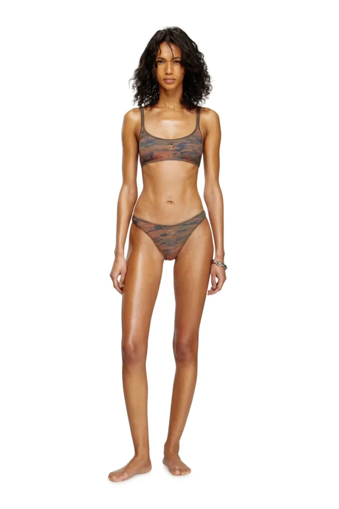 ut-bra-top-utlt Camo bikini top with cut-out logo ut-bra-top-utlt Camo bikini top with cut-out logo