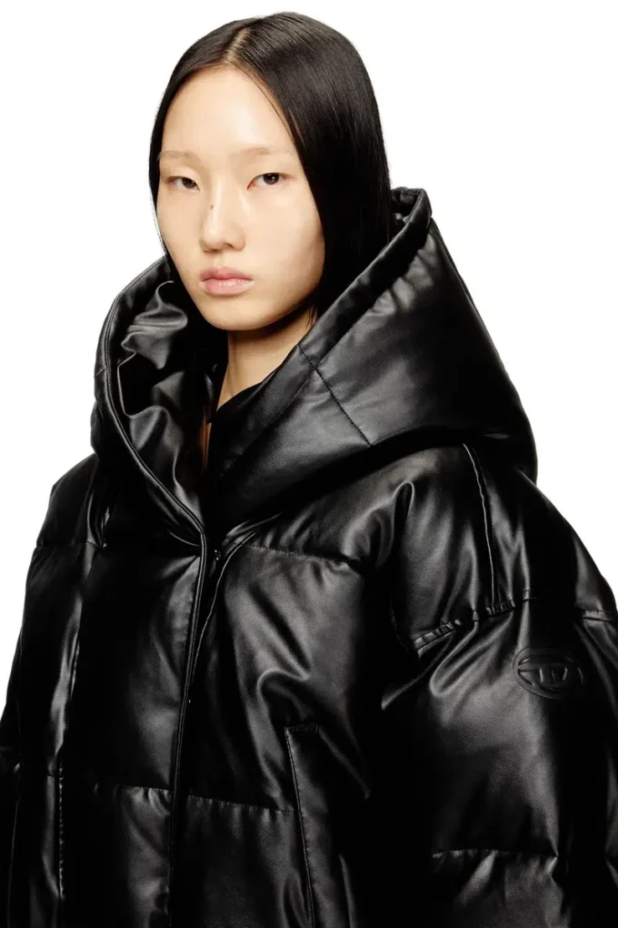 w-illey Hooded puffer jacket in coated fabric