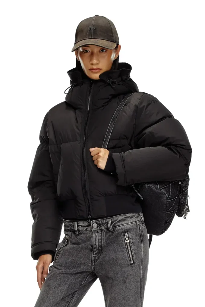w-peyt-short-new-p1 Hooded down jacket in crinkled nylon w-peyt-short-new-p1 Hooded down jacket in crinkled nylon