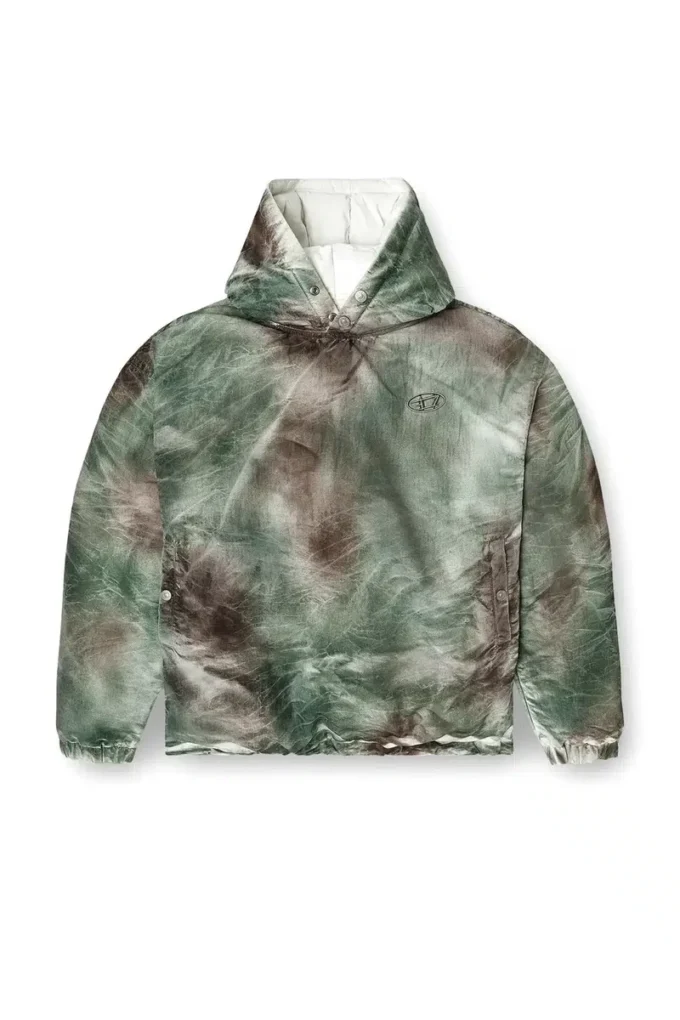 w-thug-jkt-puffy Puffy hooded jacket in camo nylon
